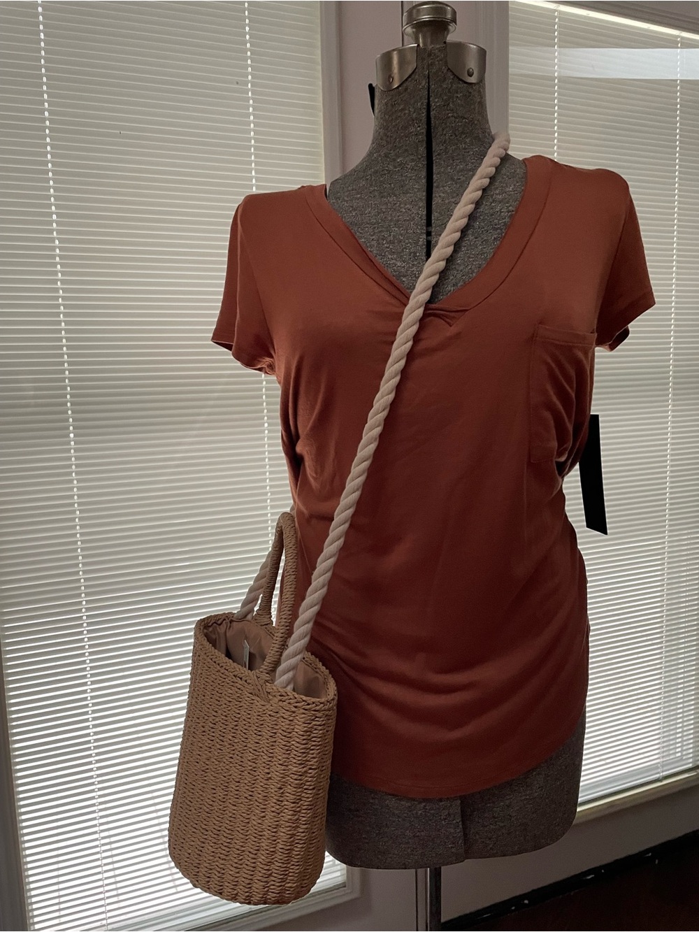 Mono B Rust V-Neck Pocket Tee - Short Sleeve
